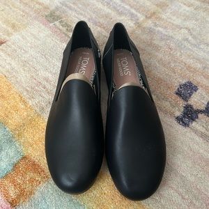 TOMS Black Loafers SZ 6